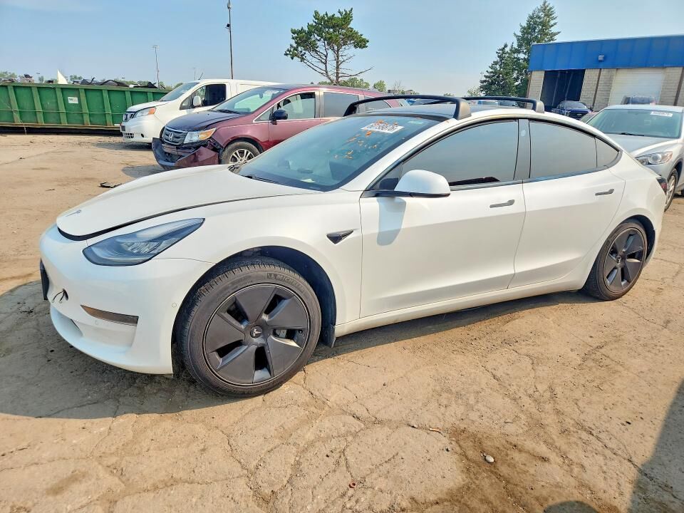2021 TESLA Model 3