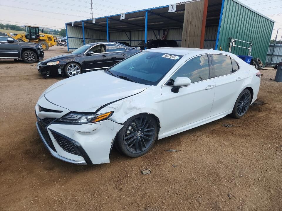2023 TOYOTA Camry