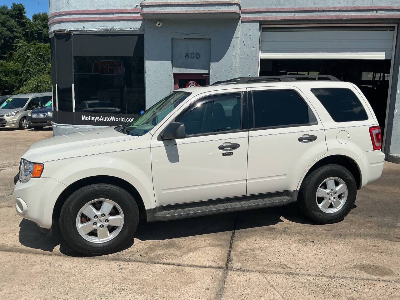 2009 FORD Escape