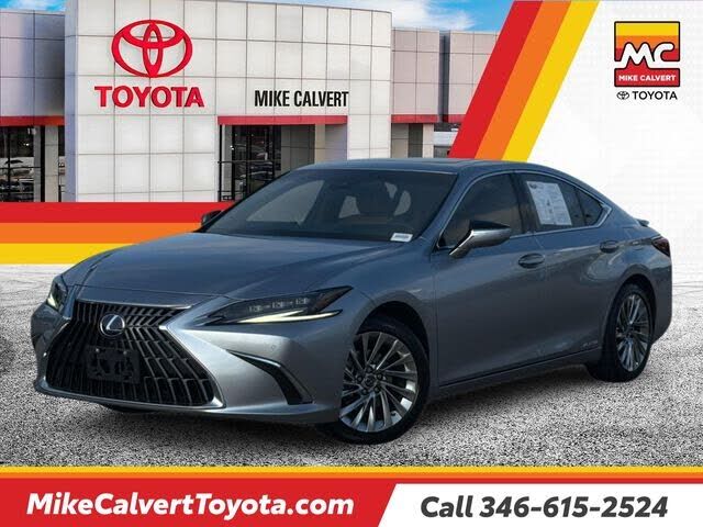 2022 LEXUS ES