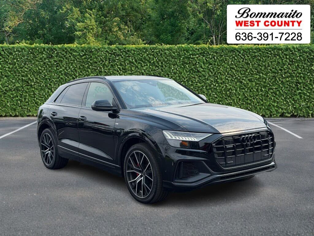 2023 AUDI Q8