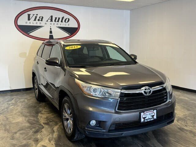 2015 TOYOTA Highlander