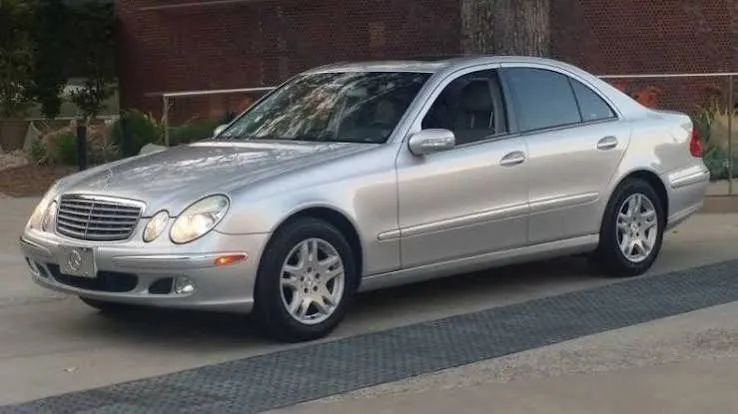 2004 MERCEDES-BENZ E-Class