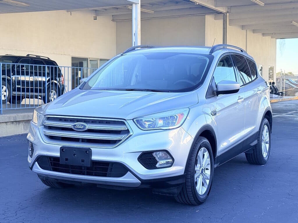2018 FORD Escape