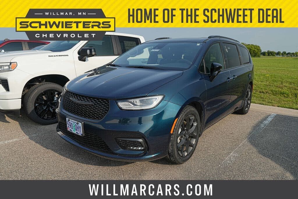 2025 CHRYSLER Pacifica