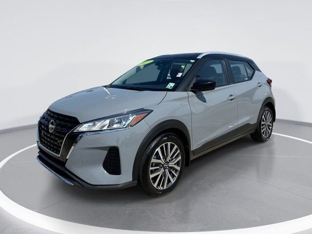 2023 NISSAN Kicks
