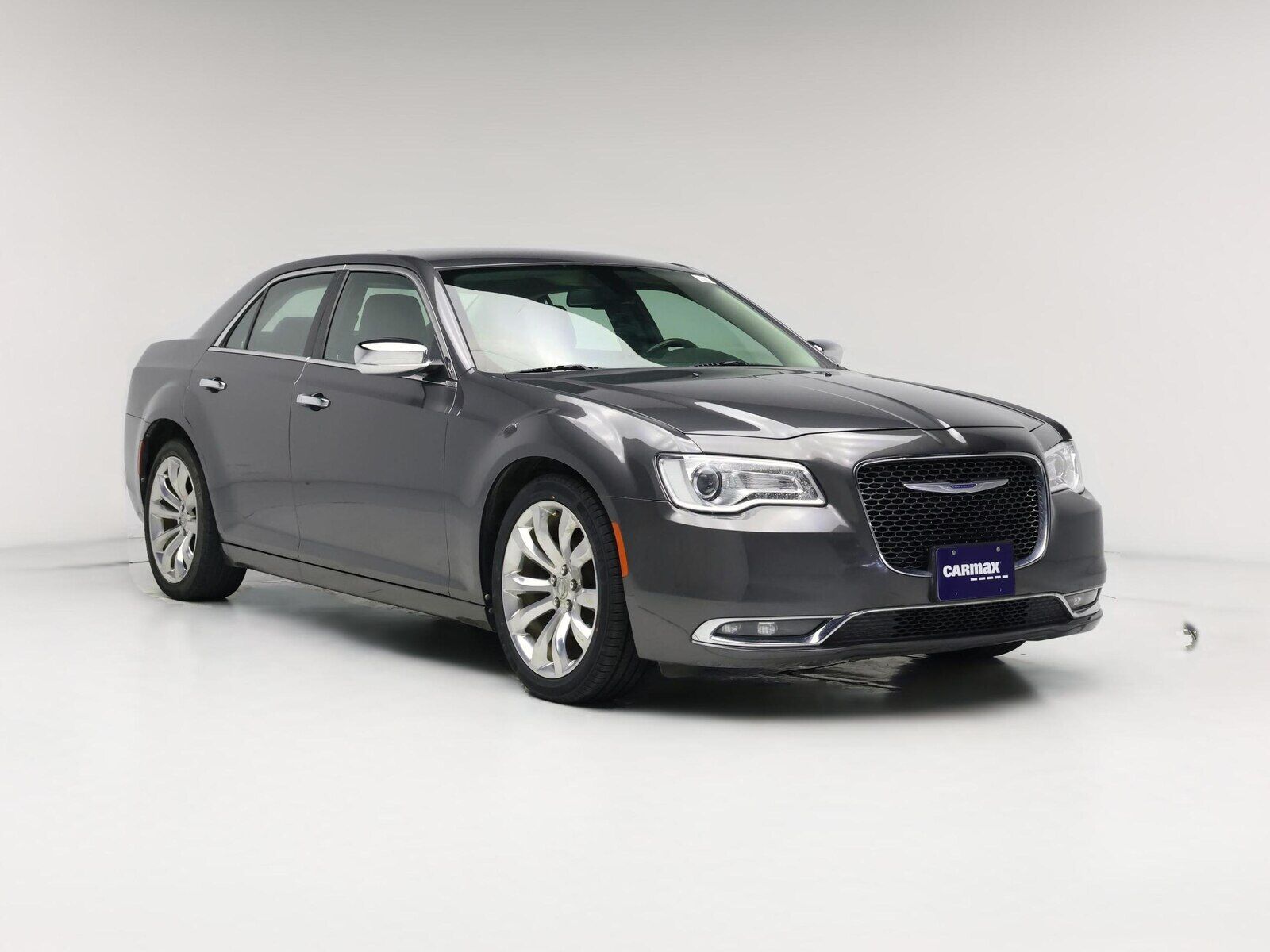 2019 CHRYSLER 300