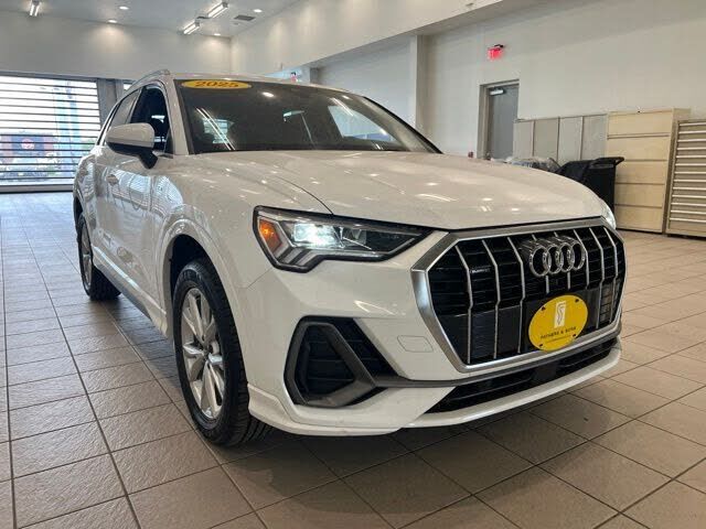 2025 AUDI Q3