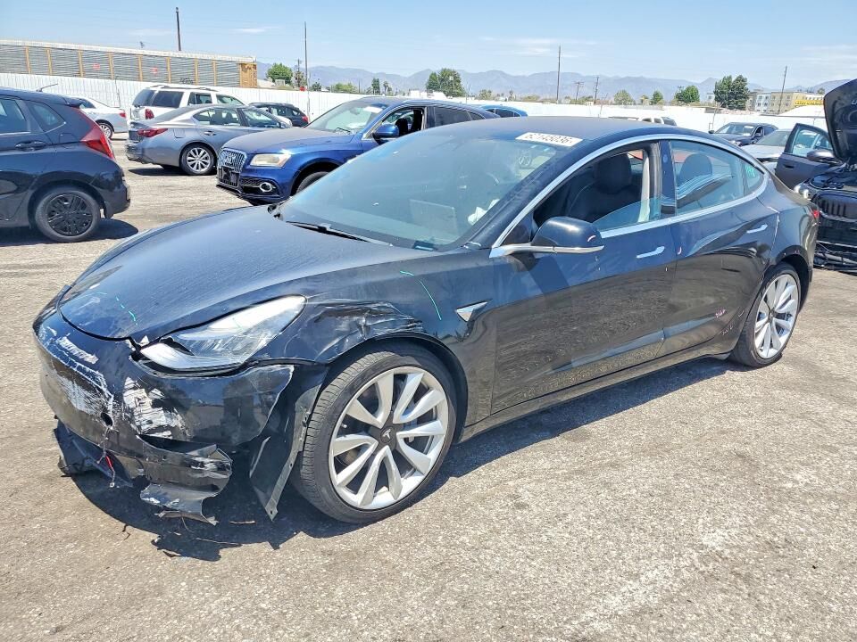 2018 TESLA Model 3