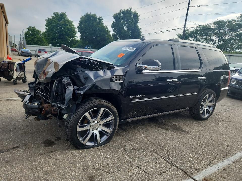 2012 CADILLAC Escalade