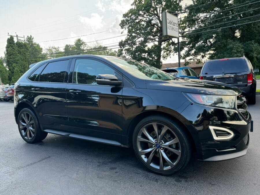 2017 FORD Edge
