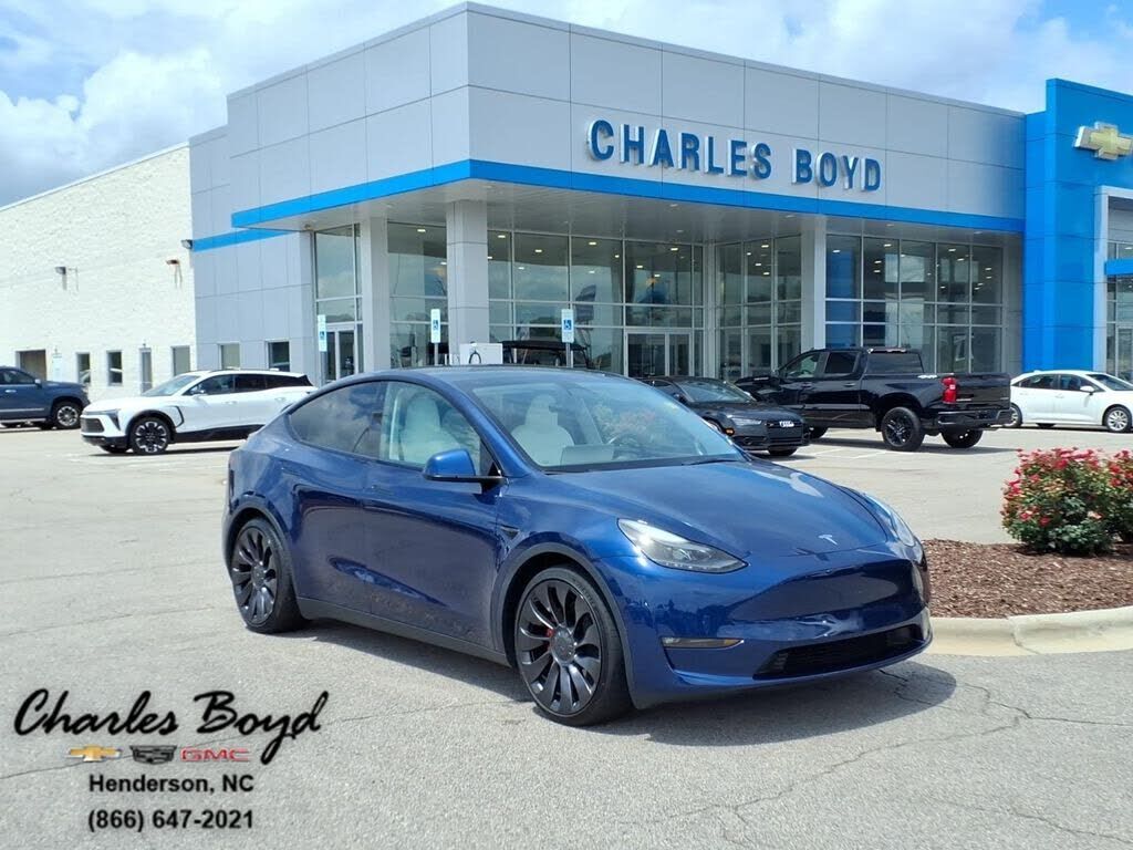 2023 TESLA Model Y