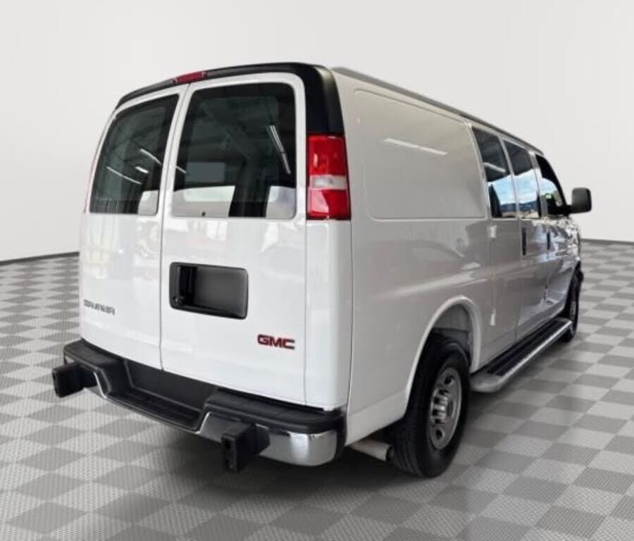 2025 GMC Savana