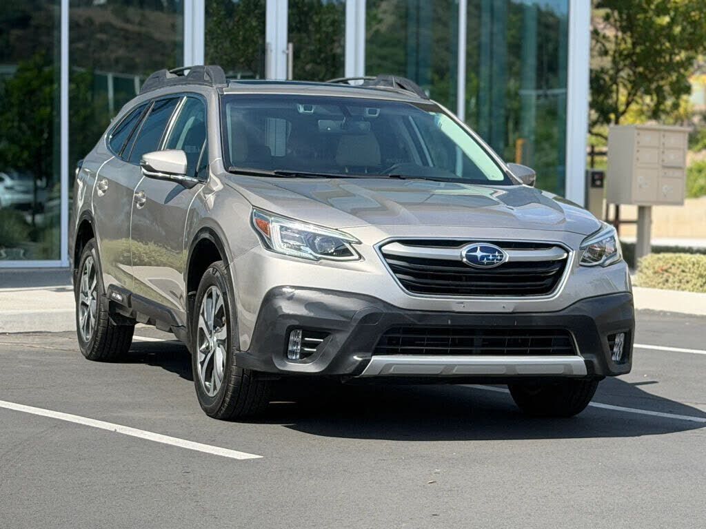 2020 SUBARU Outback
