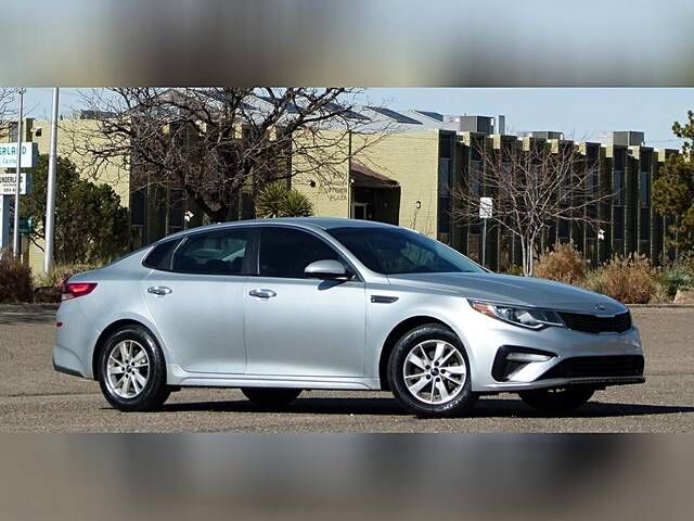 2019 KIA Optima