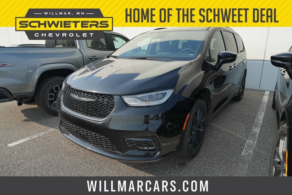2025 CHRYSLER Pacifica