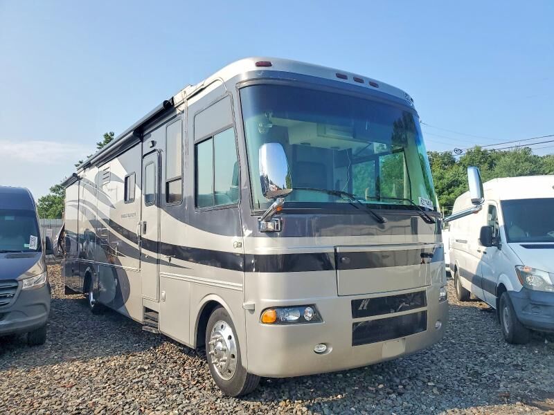 2005 WORKHORSE W24