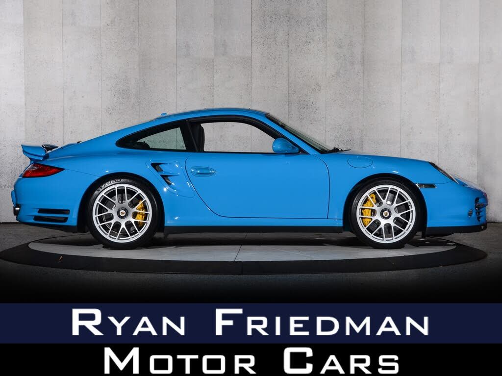 2011 PORSCHE 911