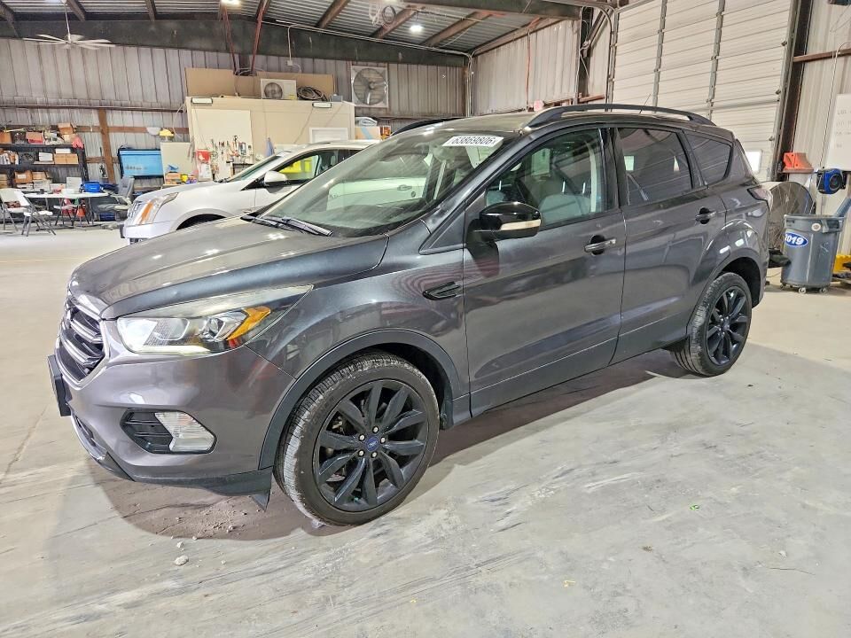 2017 FORD Escape