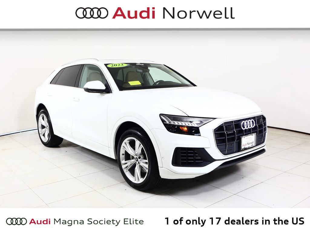 2023 AUDI Q8