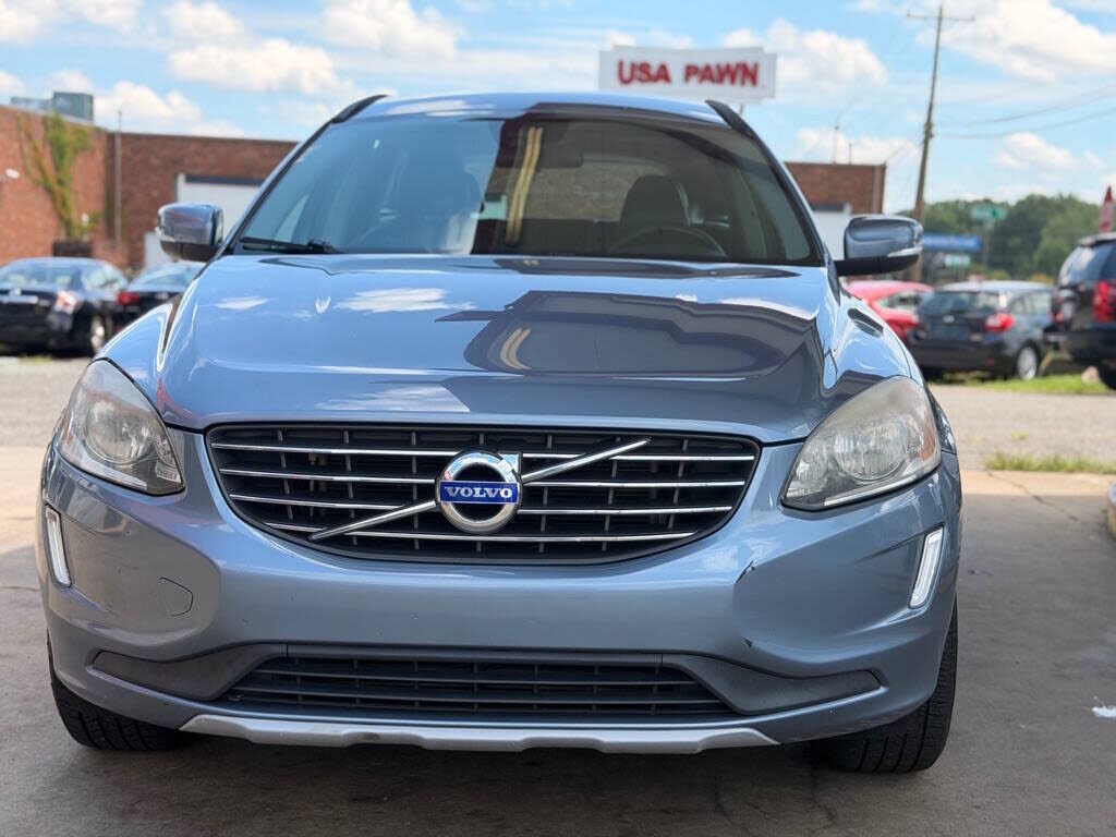 2017 VOLVO XC60