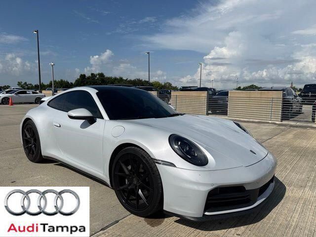 2025 PORSCHE 911