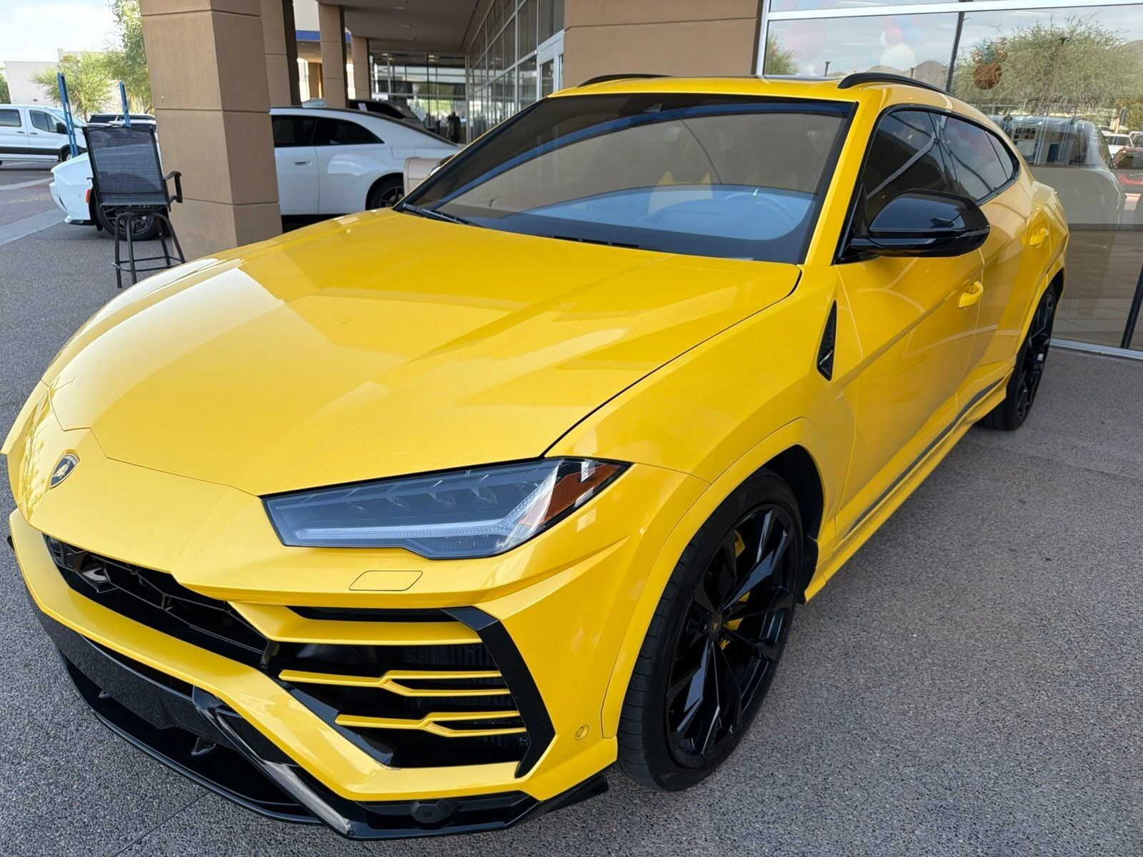 2021 LAMBORGHINI URUS