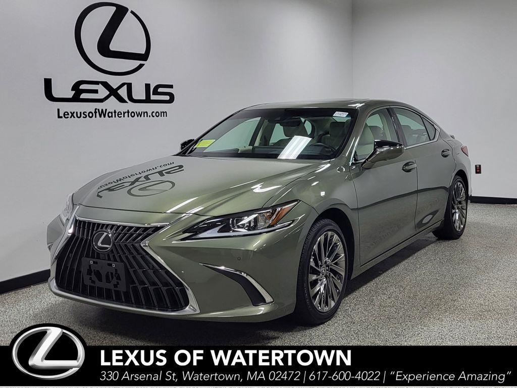 2025 LEXUS ES
