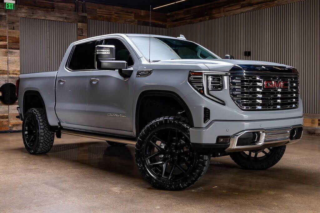 2025 GMC Sierra