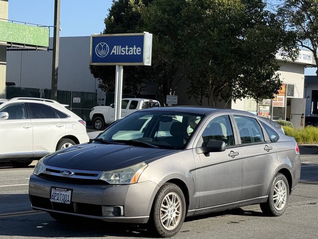 2011 FORD Focus