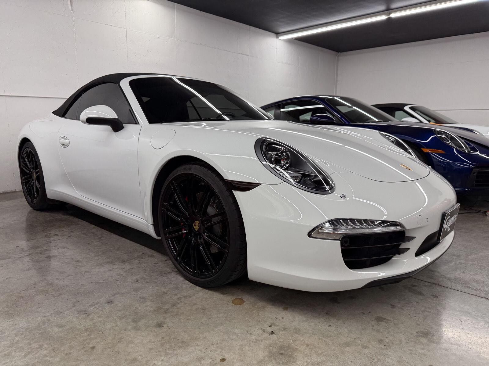 2016 PORSCHE 911