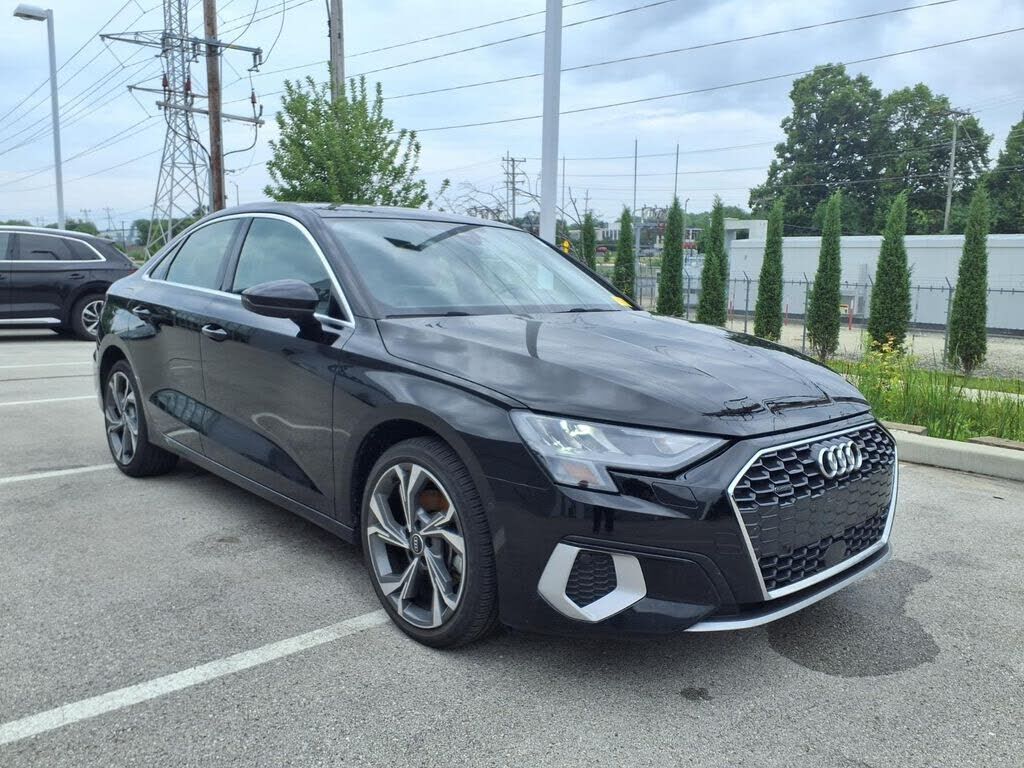 2022 AUDI A3