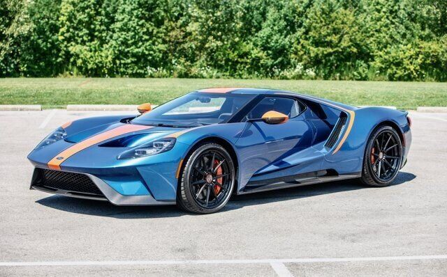2021 FORD GT