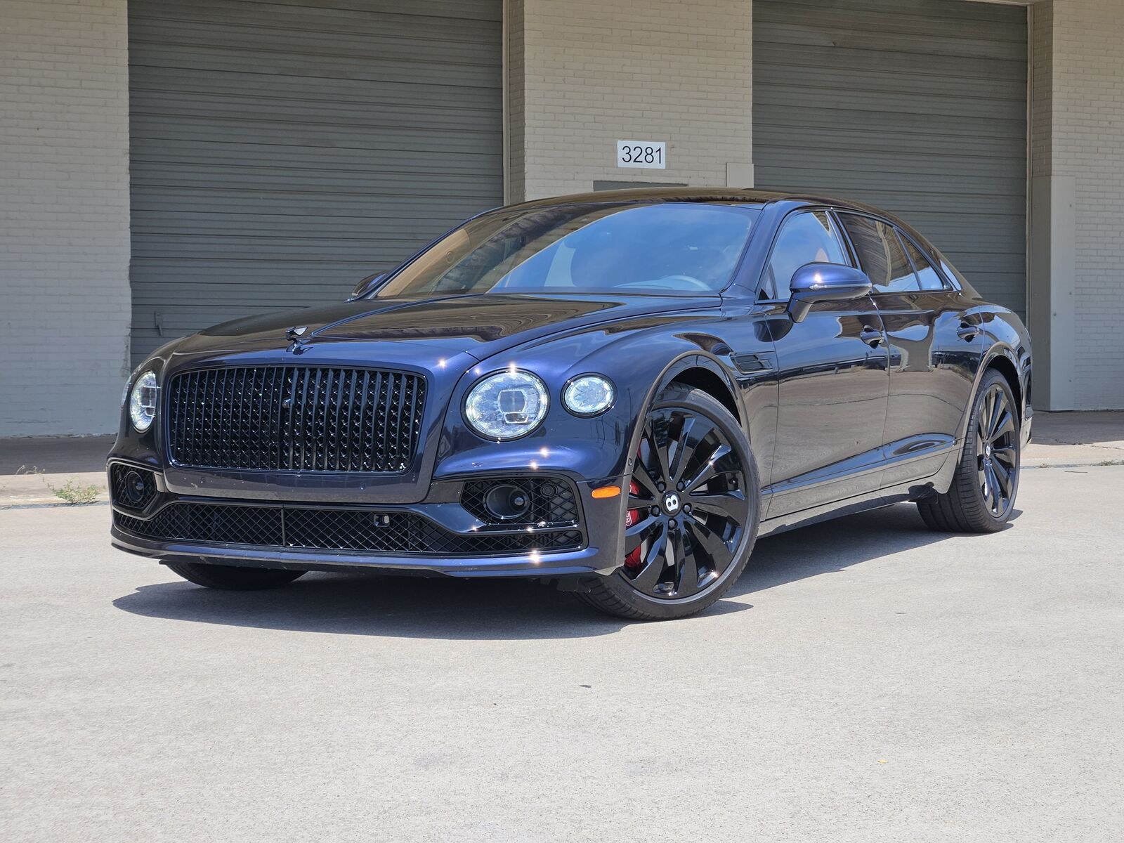 2022 BENTLEY Flying Spur