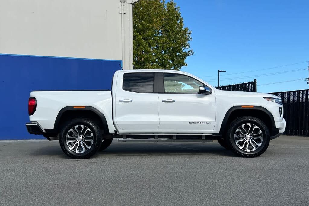 2024 GMC Canyon