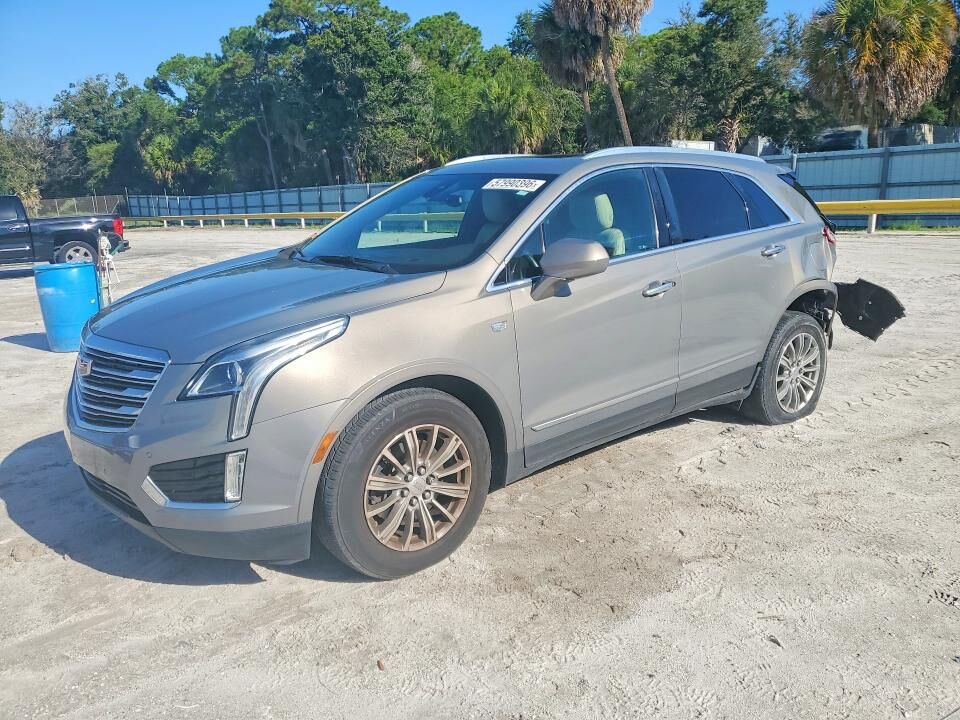 2017 CADILLAC XT5