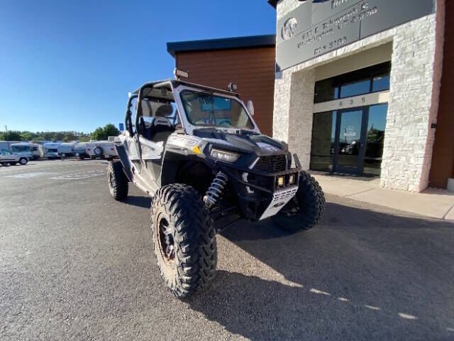 2019 POLARIS RZR