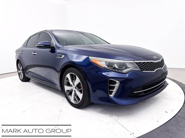 2017 KIA Optima