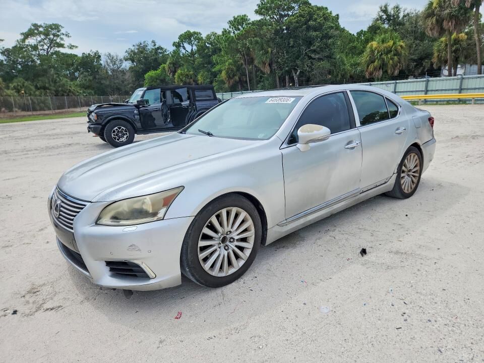 2013 LEXUS LS