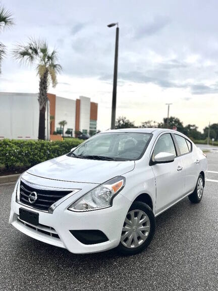 2016 NISSAN Versa