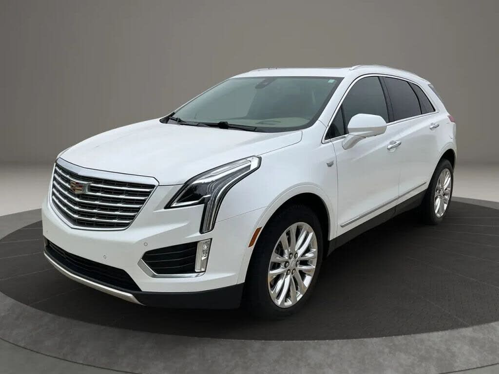 2017 CADILLAC XT5