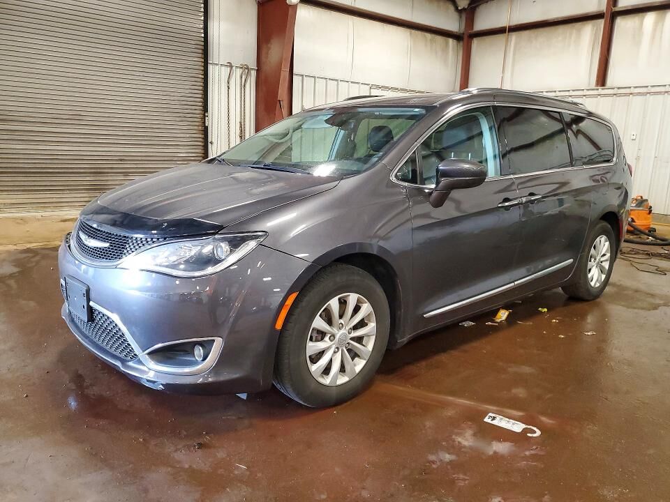 2019 CHRYSLER Pacifica