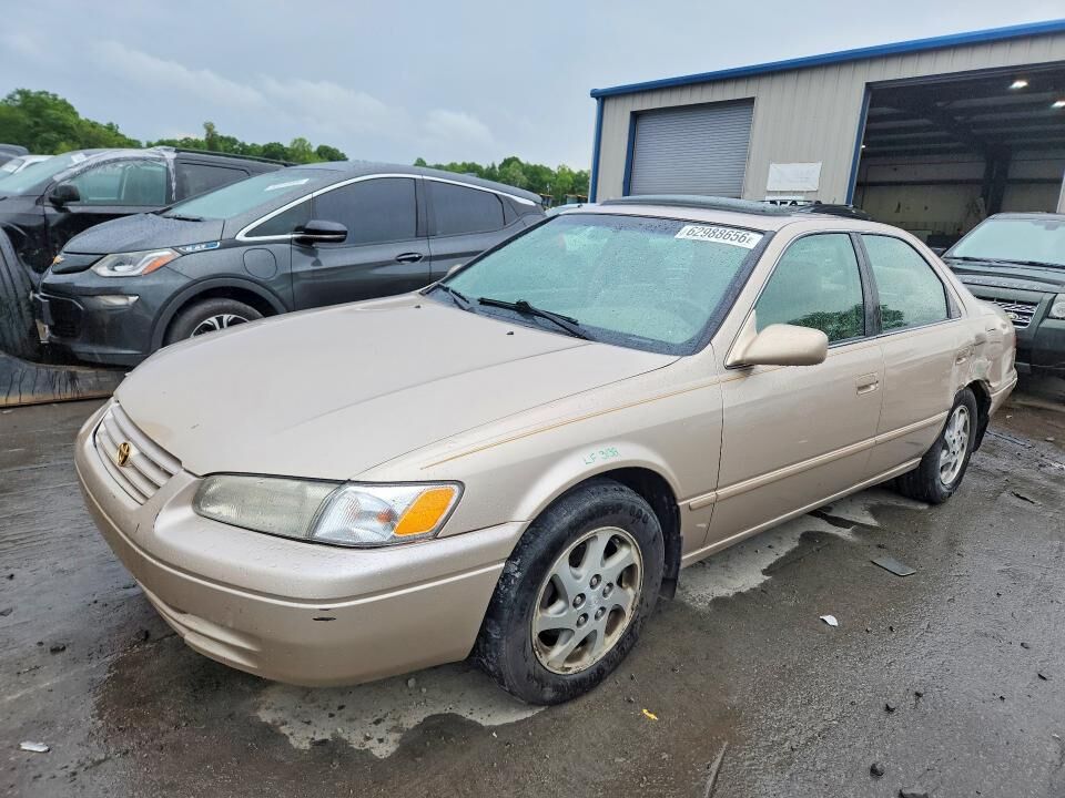 1997 TOYOTA Camry