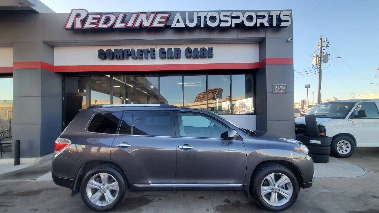 2013 TOYOTA Highlander