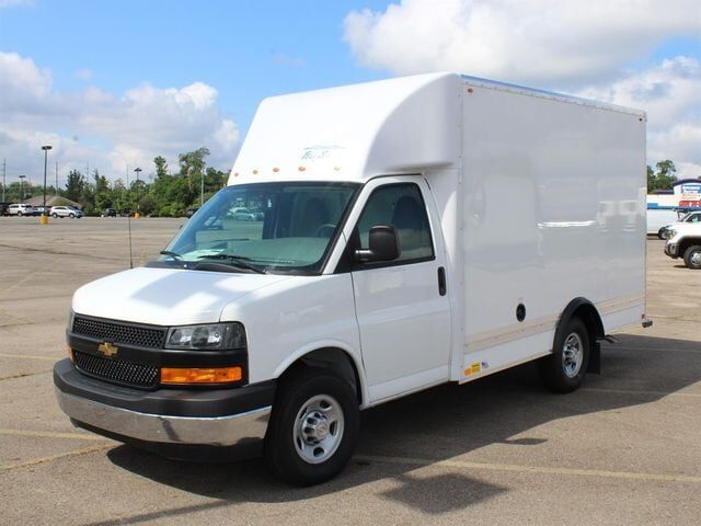 2026 CHEVROLET Express