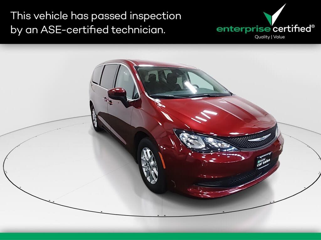 2023 CHRYSLER Voyager