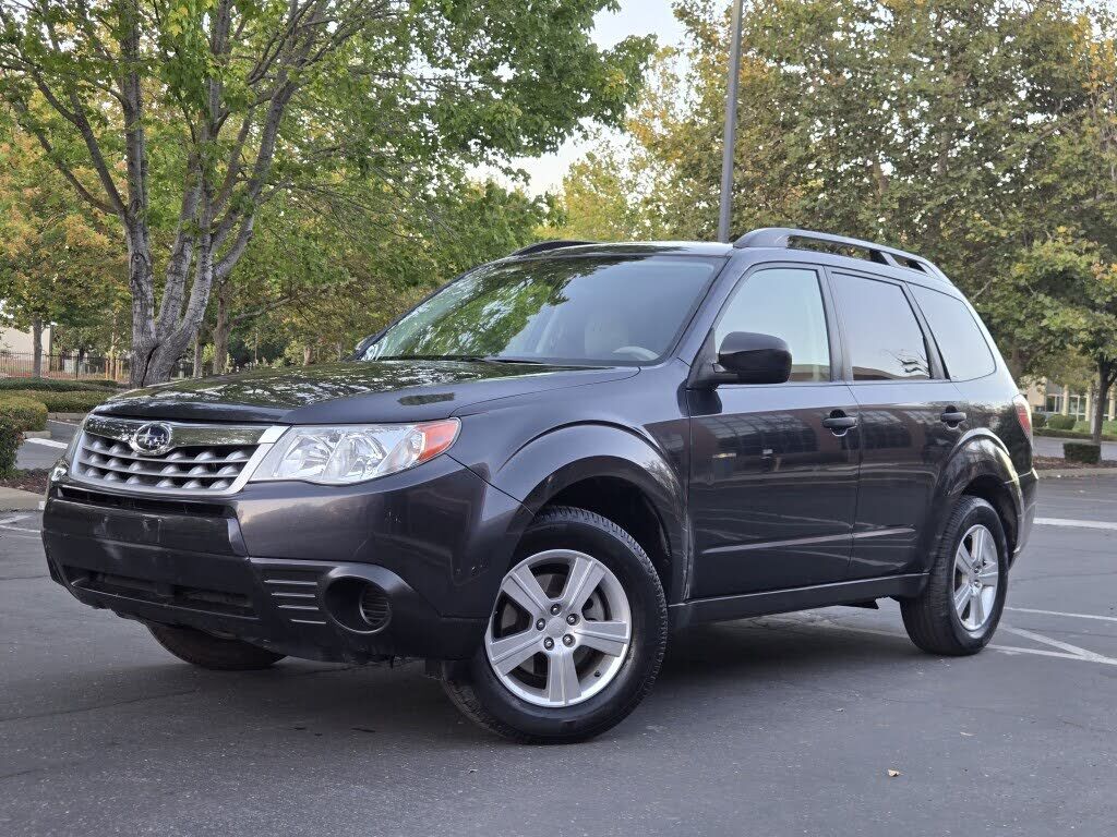 2013 SUBARU Forester