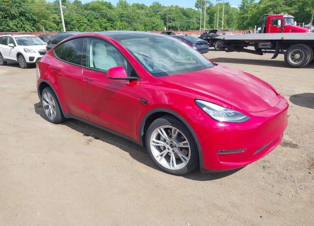 2022 TESLA Model Y