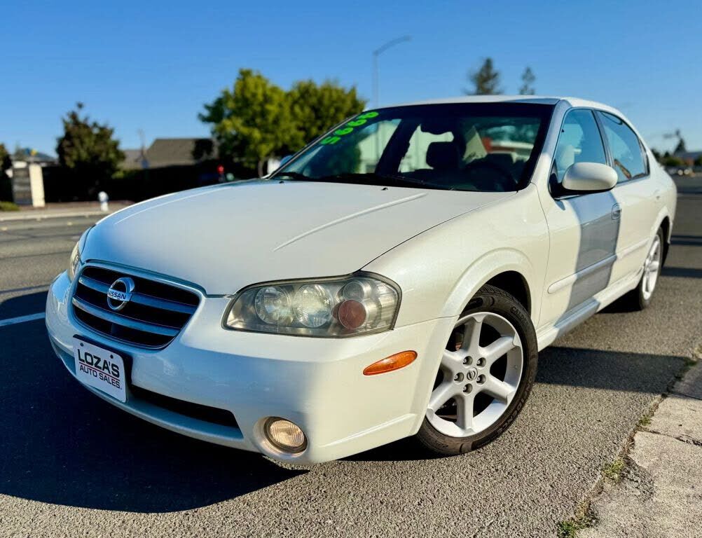 2002 NISSAN Maxima