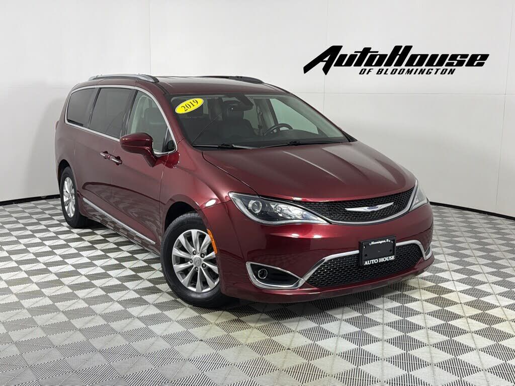 2019 CHRYSLER Pacifica